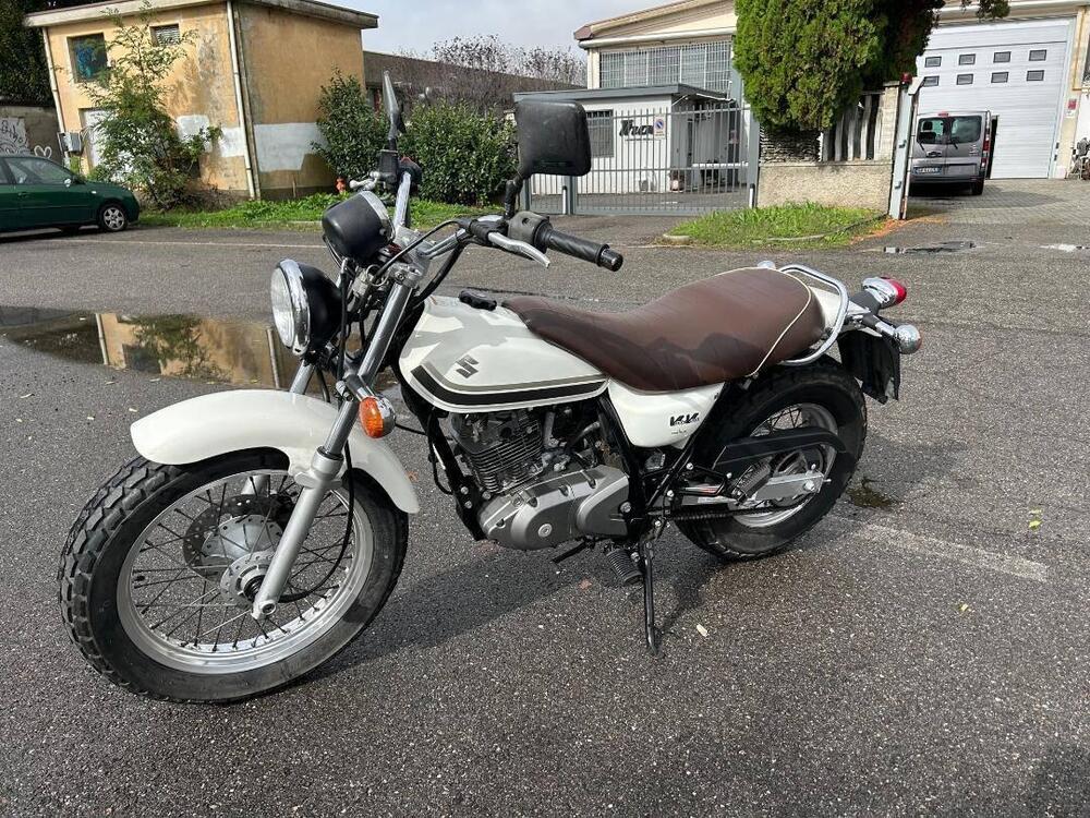 Suzuki Van Van RV 125 (2006 - 17) (3)