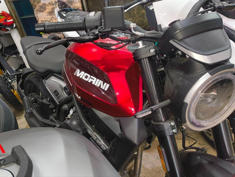 Moto Morini SEIEMMEZZO STR (2022 - 25) (2)