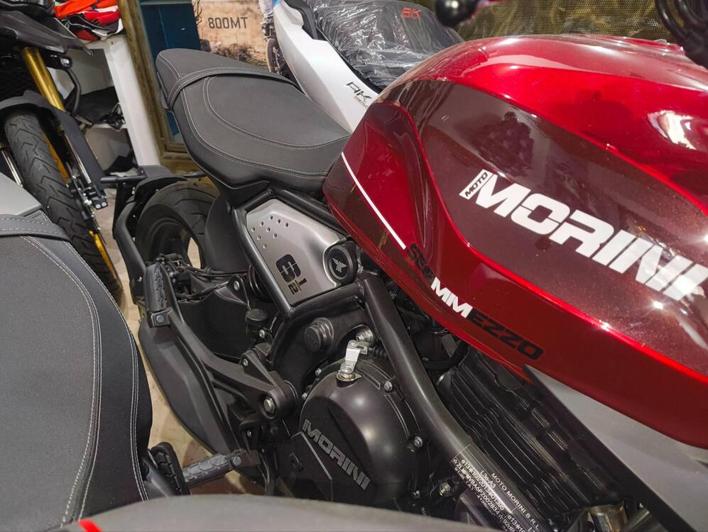 Moto Morini SEIEMMEZZO STR (2022 - 25) (3)
