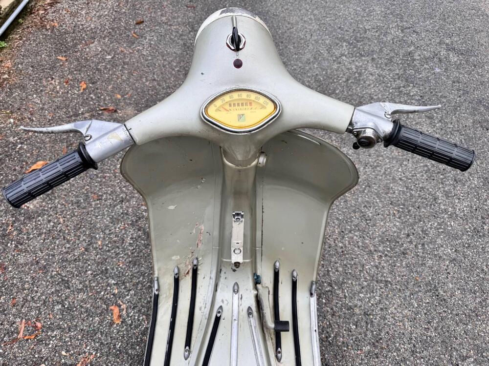 Piaggio Vespa 150 GS (VS2T) (4)