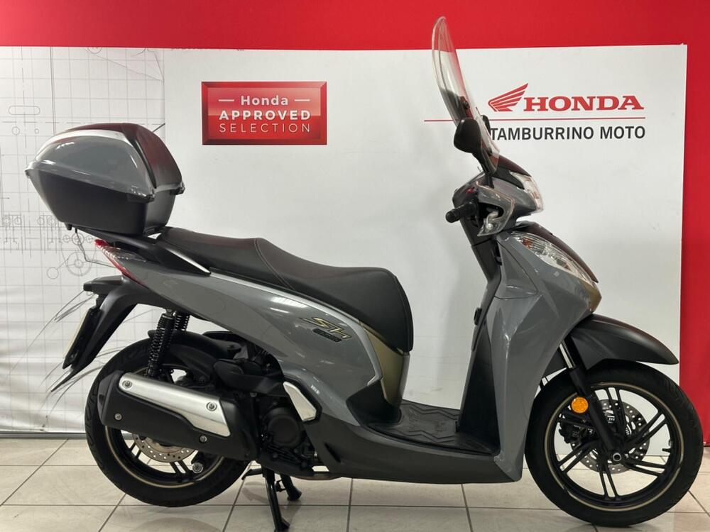 Honda SH 300 i ABS (2016 - 20) (2)