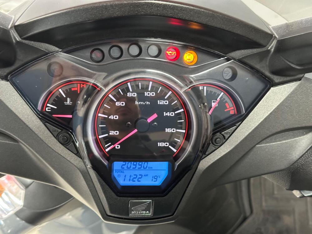Honda SH 300 i ABS (2016 - 20) (5)