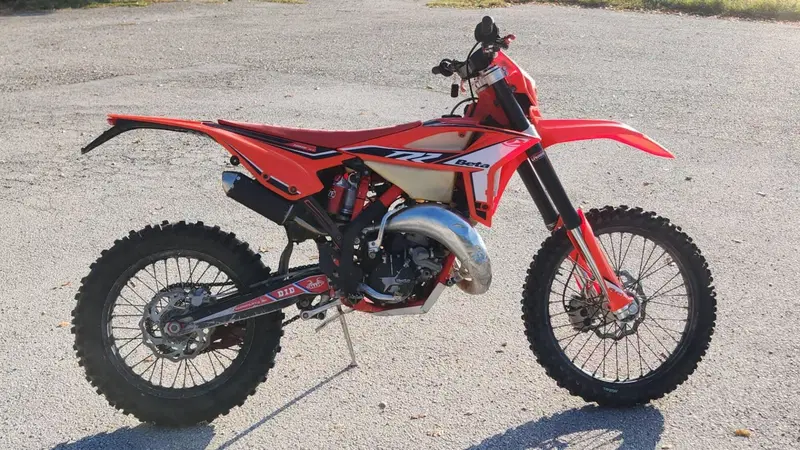 Betamotor RR 125 2T Enduro (2022) (4)