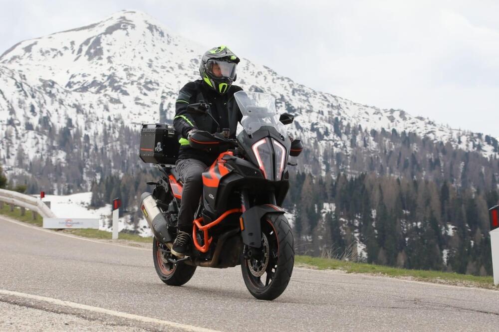 KTM 1290 Super Adventure S (2017 - 20) (2)
