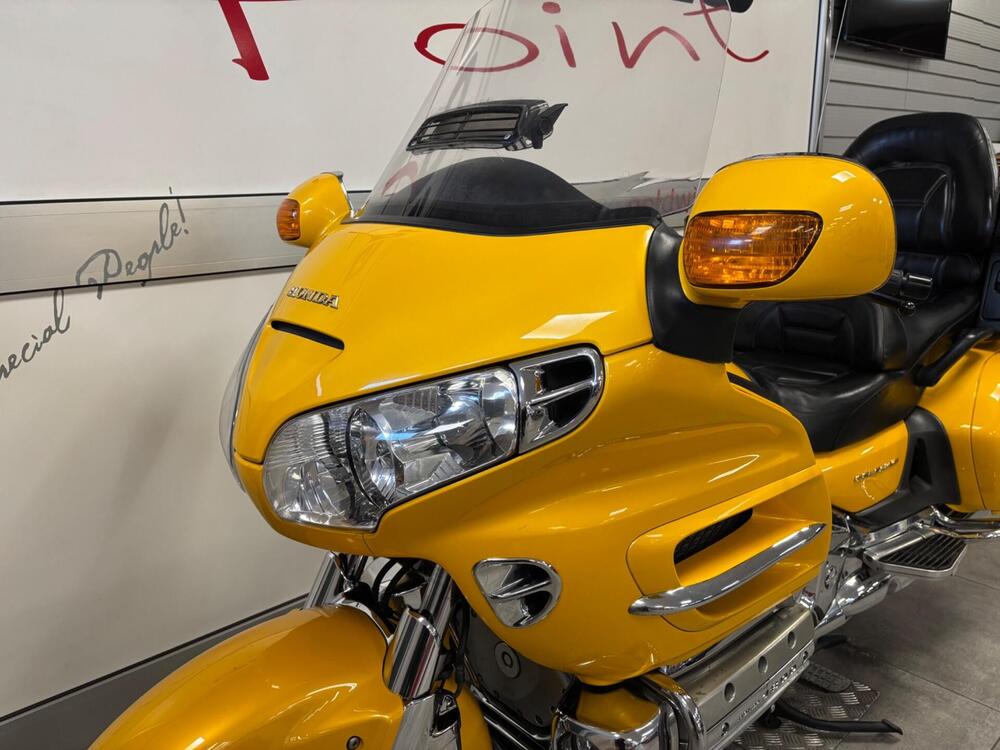 Honda GL 1800 Gold Wing (2000 - 05) (5)