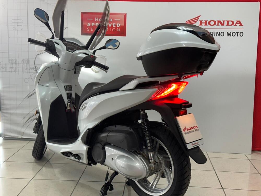 Honda SH 300 i ABS (2016 - 20) (3)