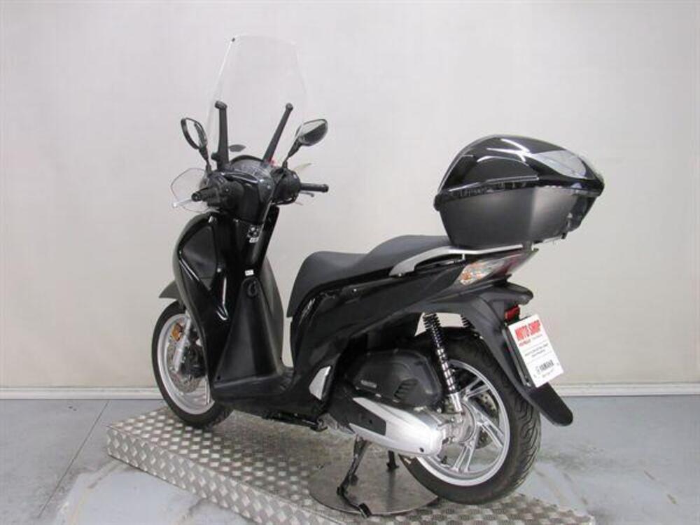 Honda SH 150 i (2017 - 19) (5)