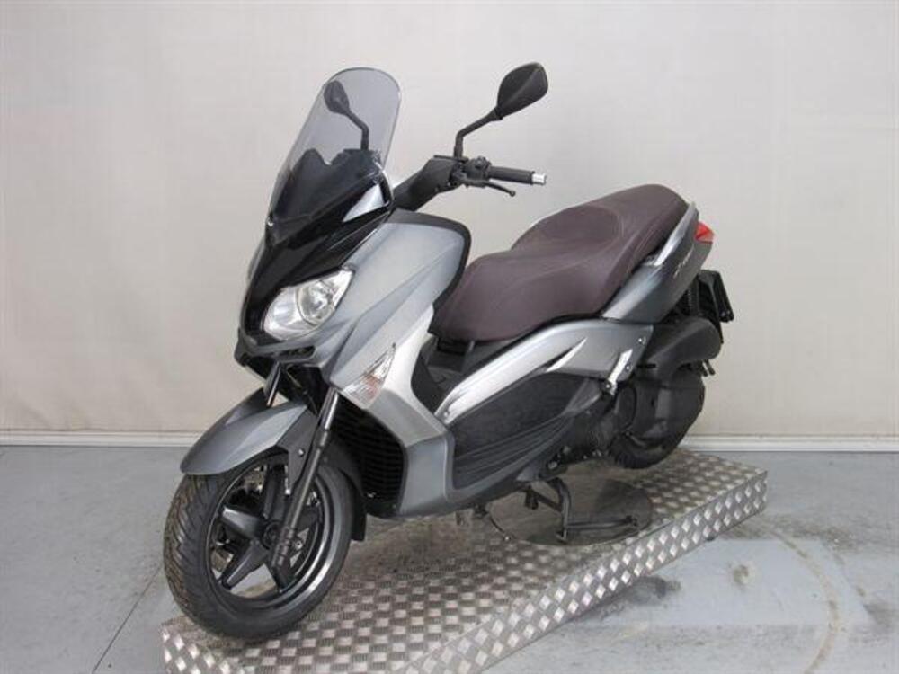 Yamaha X-Max 125 (2010 - 13) (3)