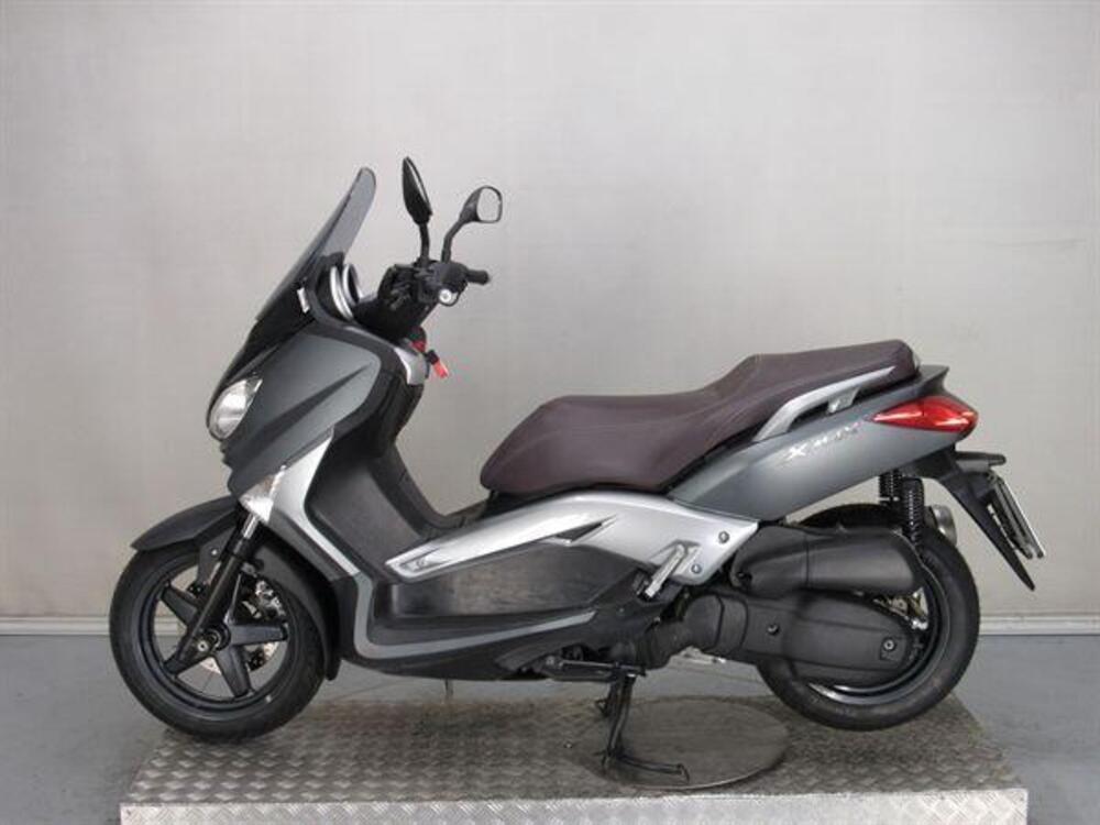 Yamaha X-Max 125 (2010 - 13) (4)