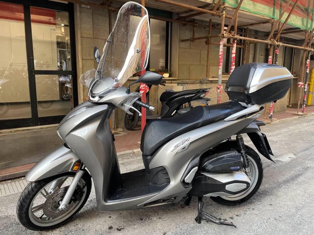 Honda SH 350 Sport (2021 - 24) (5)