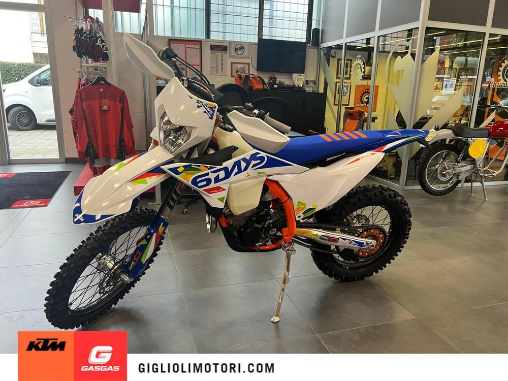 KTM 350 EXC-F 6Days (2026) (4)