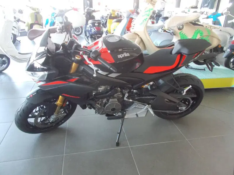 Aprilia Tuono 660 Factory (2025 - 26) (3)