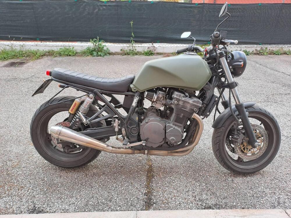 Suzuki GSX 750 (1998 - 03) (3)