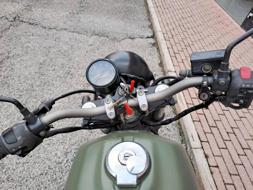 Suzuki GSX 750 (1998 - 03) (5)