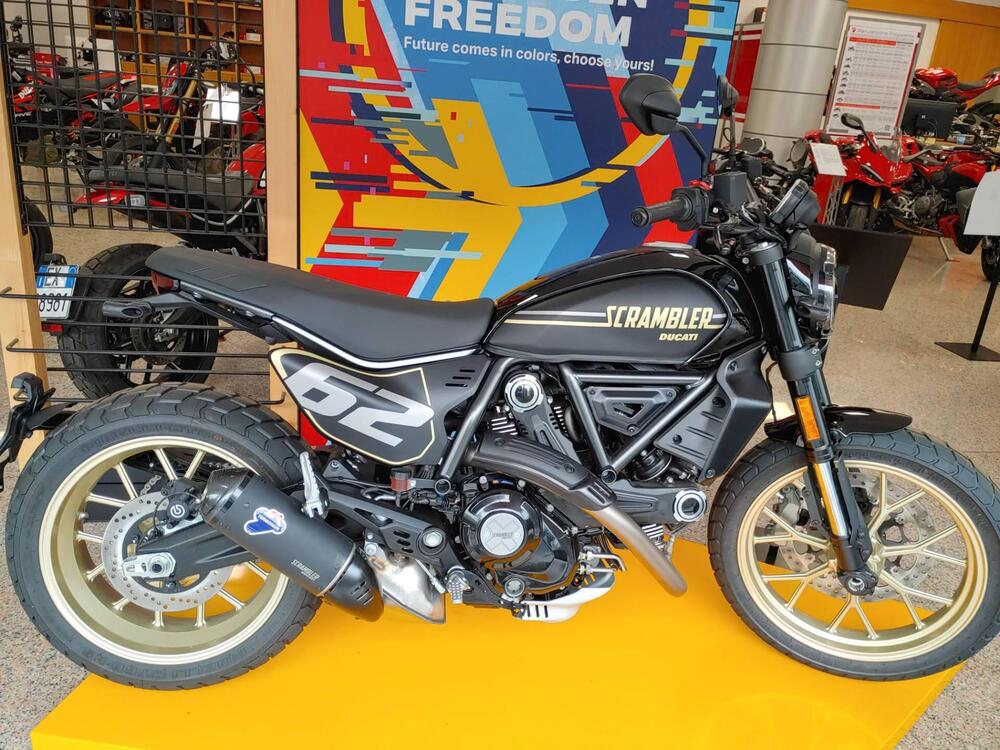 Ducati Scrambler 800 Full Throttle (2025)
