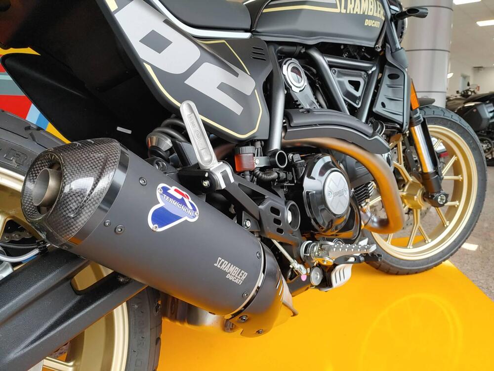 Ducati Scrambler 800 Full Throttle (2025) (4)