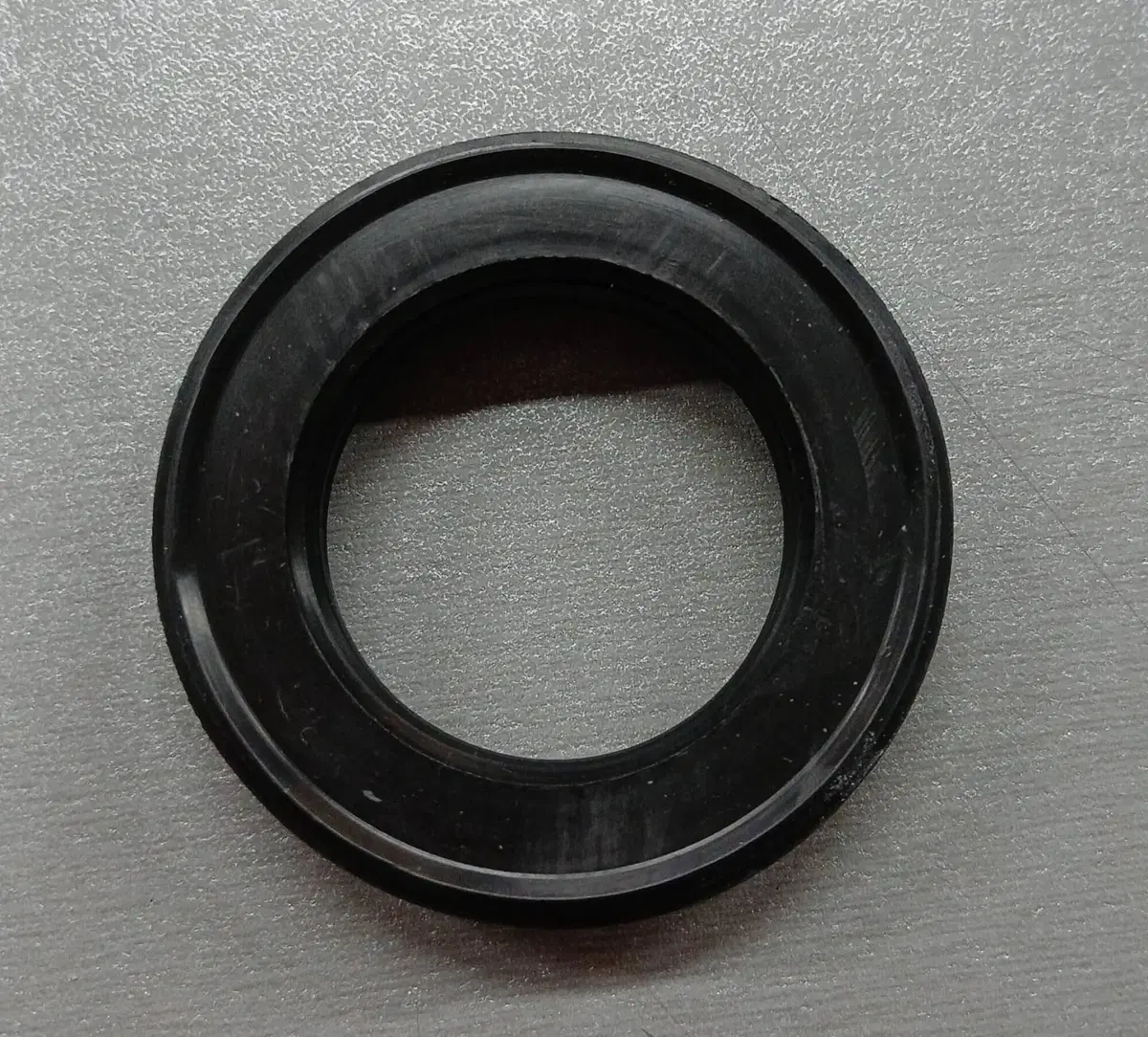 91205KE8003 Paraolio 34x52x13 Honda (3)