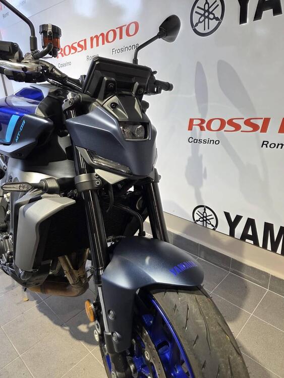 Yamaha MT-09 Y-AMT (2024 - 25) (3)