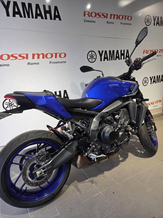 Yamaha MT-09 Y-AMT (2024 - 25) (5)