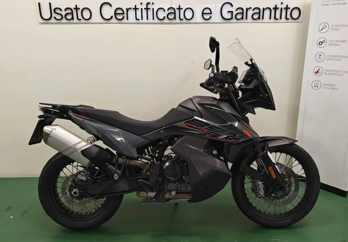 KTM 890 Adventure (2022)