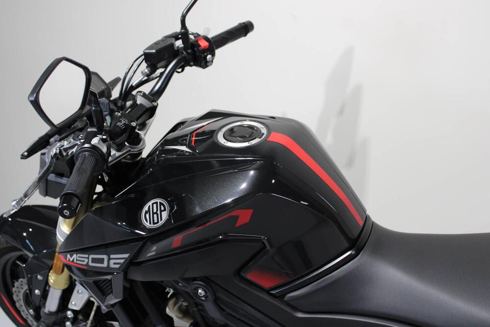 MBP M502N (2022 - 24) (5)