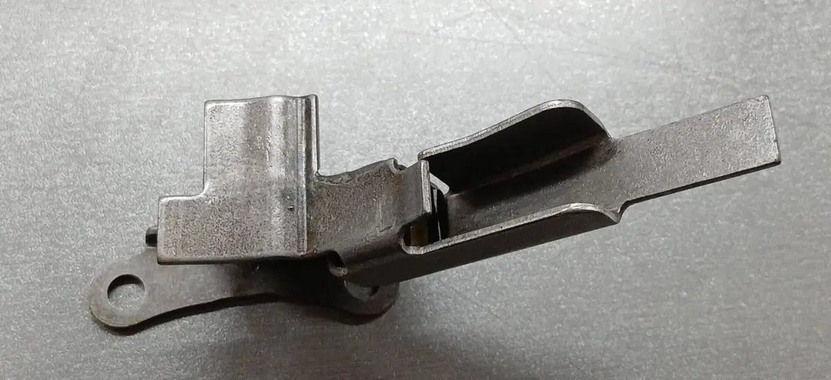 14530MB2000 Guida pattino catena inferiore VFR 750 Honda (2)