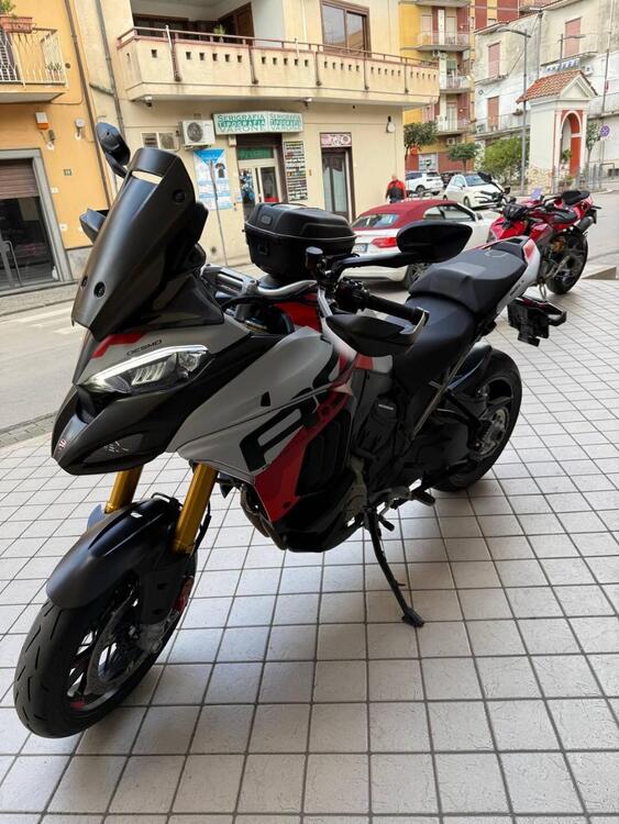 Ducati Multistrada V4 RS (2024 - 25) (4)