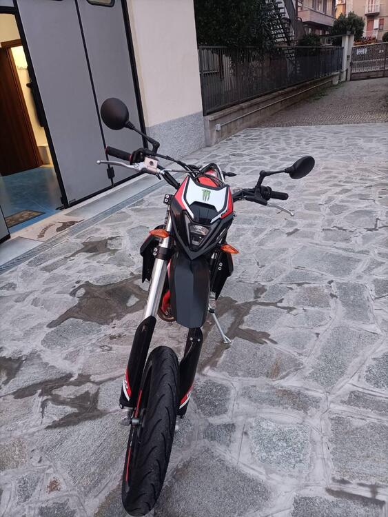 Betamotor RR 125 4T Motard LC (2021 - 23) (3)