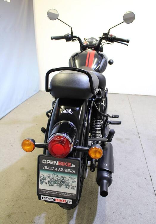 Royal Enfield Classic 350 (2021 - 25) (4)