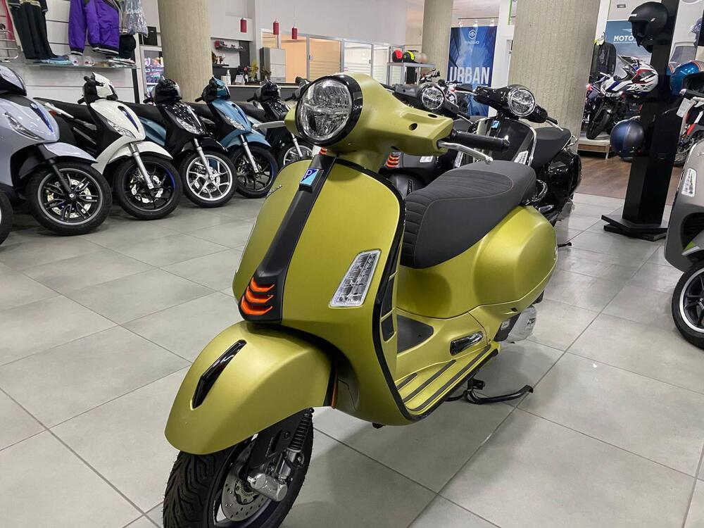Vespa GTS 125 Super Sport (2025) (3)