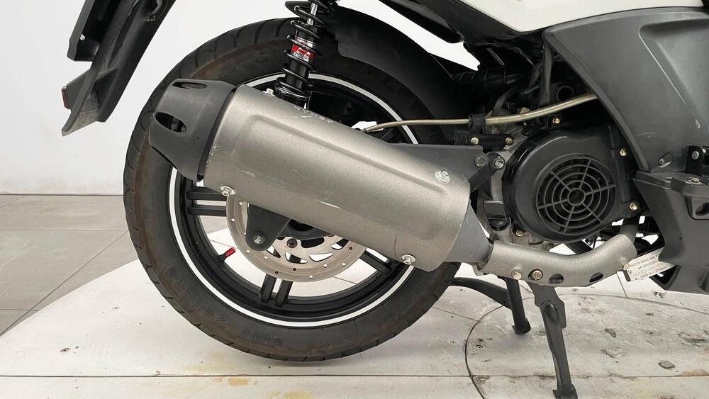 Kymco Agility 200i R16 (2008 - 16) (5)