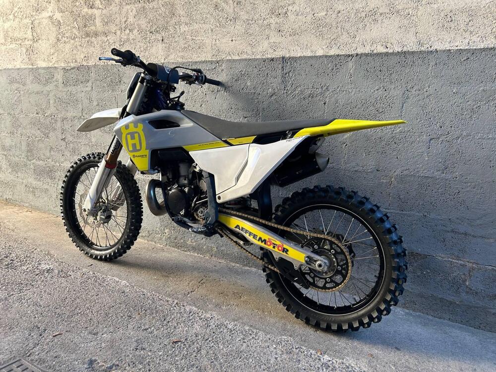 Husqvarna TC 250 (2023) (3)