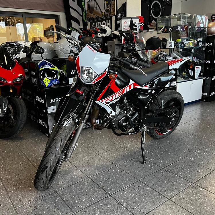 Rieju MRT 50 Pro (2021 - 25) (2)