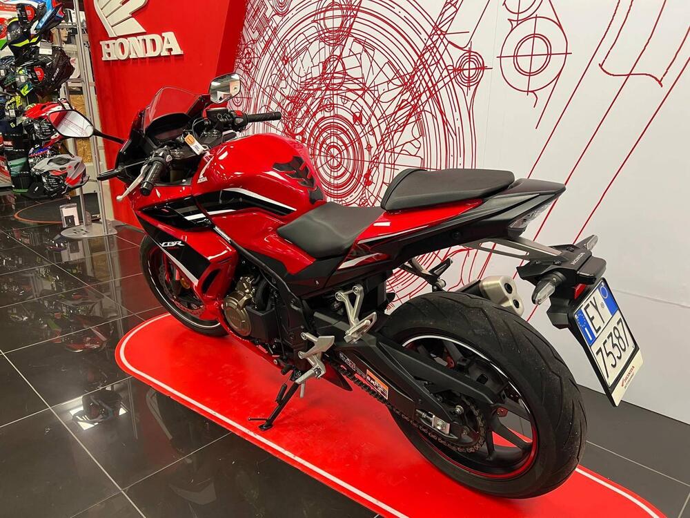 Honda CBR 500 R (2022 - 23) (4)