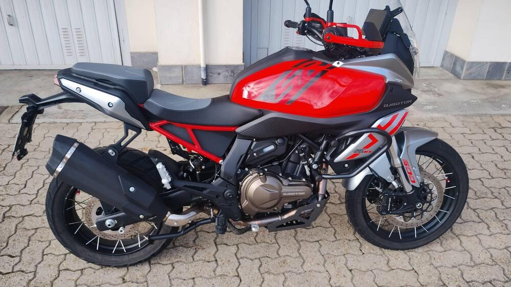 QJ Motor SRT 600 SX (2024 - 25) (2)