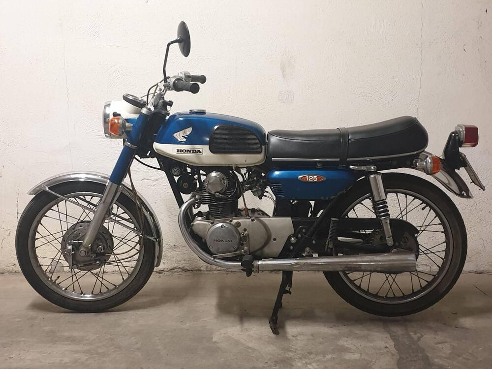 Honda 125 CB  (4)