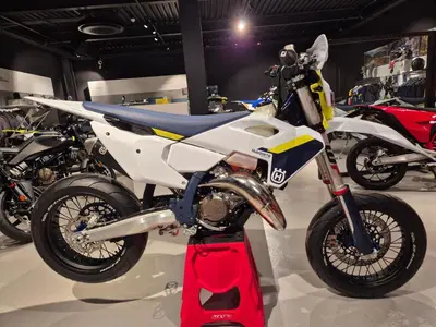 Husqvarna TE 125 (2025) nuova