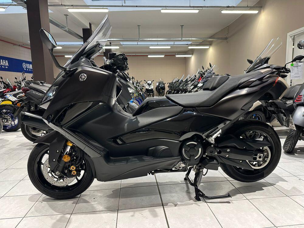 Yamaha T-Max 560 (2022 - 24) (3)