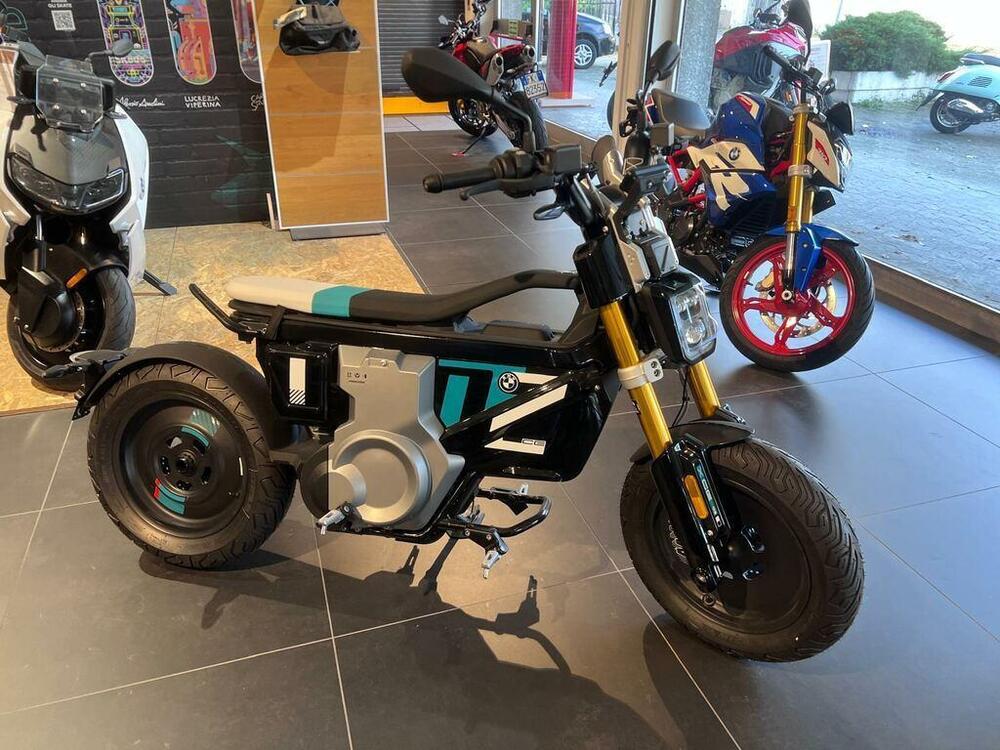 Bmw CE 02 AM (2024 - 25)