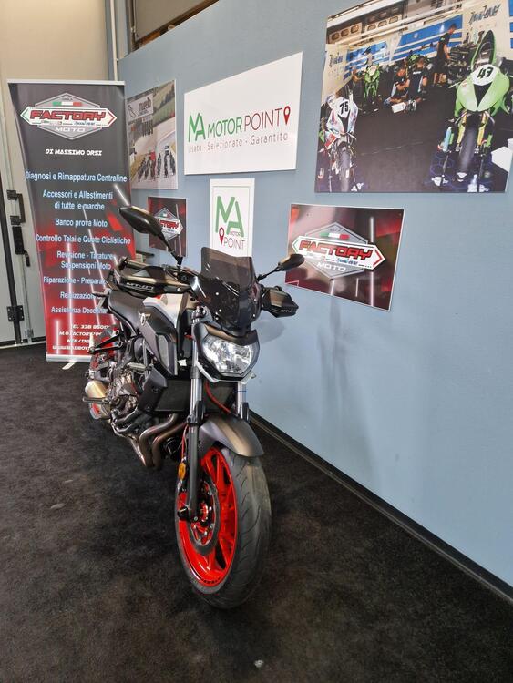 Yamaha MT-07 (2018 - 20) (3)
