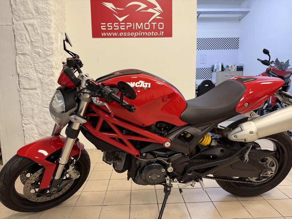 Ducati Monster 696 (2008 - 13) (2)