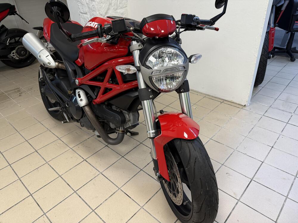 Ducati Monster 696 (2008 - 13) (3)