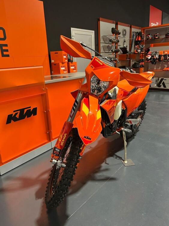KTM 250 EXC-F Six Days (2025) (3)