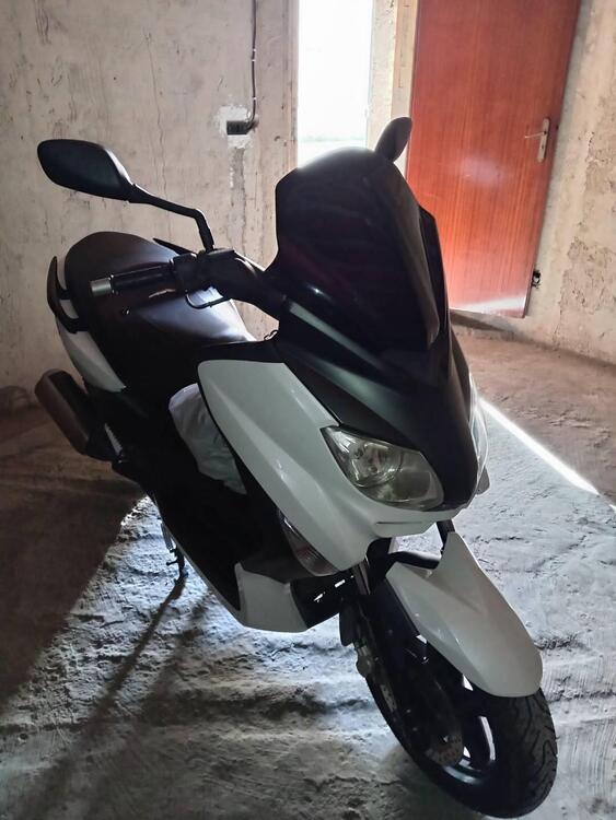 Yamaha X-Max 250 ABS (2011 - 13) (3)
