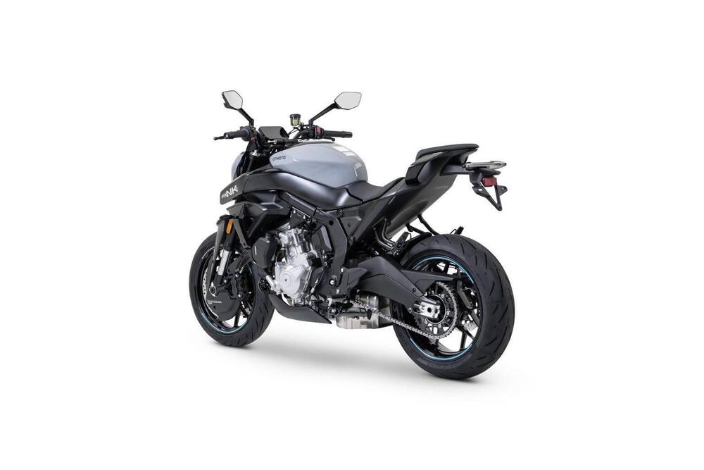 CFMOTO 675NK (2025) (3)