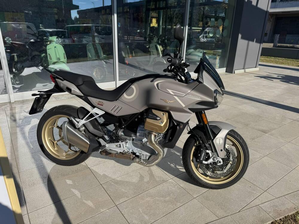 Moto Guzzi V100 Mandello Aviazione Navale (2023 - 24) (3)