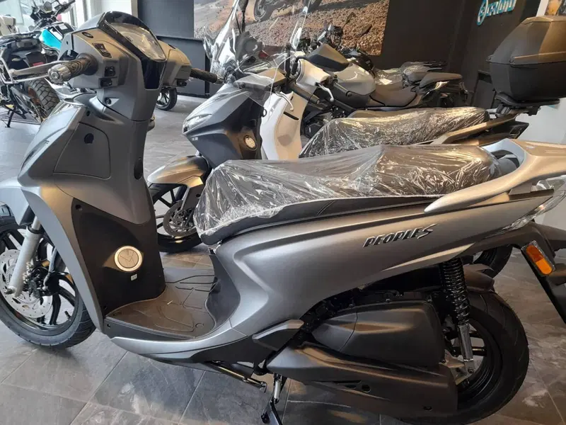 Kymco People 200i S (2021 - 26) (3)