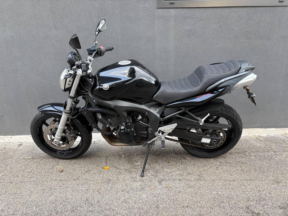 Yamaha FZ6 (2004 - 07)
