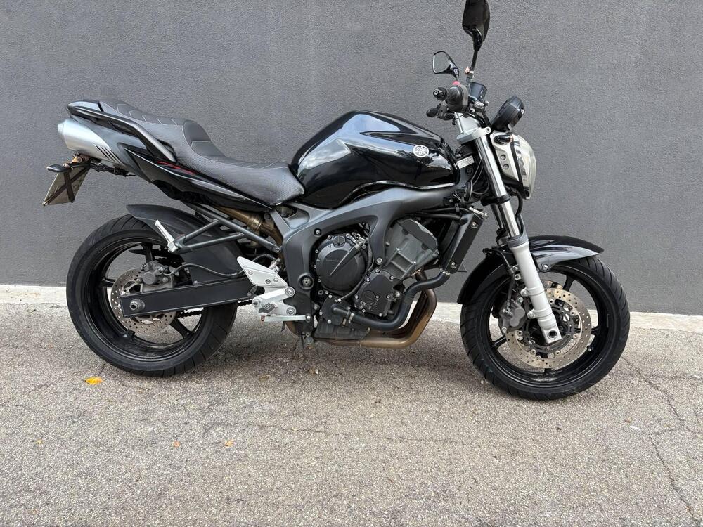 Yamaha FZ6 (2004 - 07) (3)