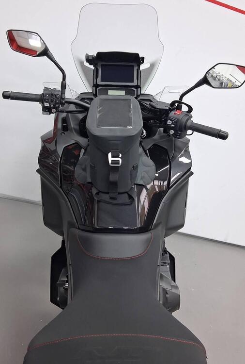 Honda NT 1100 DCT Electronic Suspension (2025) (4)
